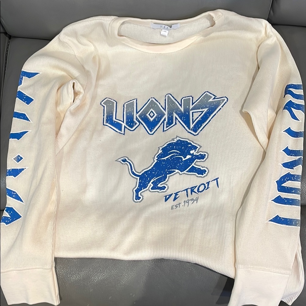 Detroit Lions Cream and Blue Women's Sweater